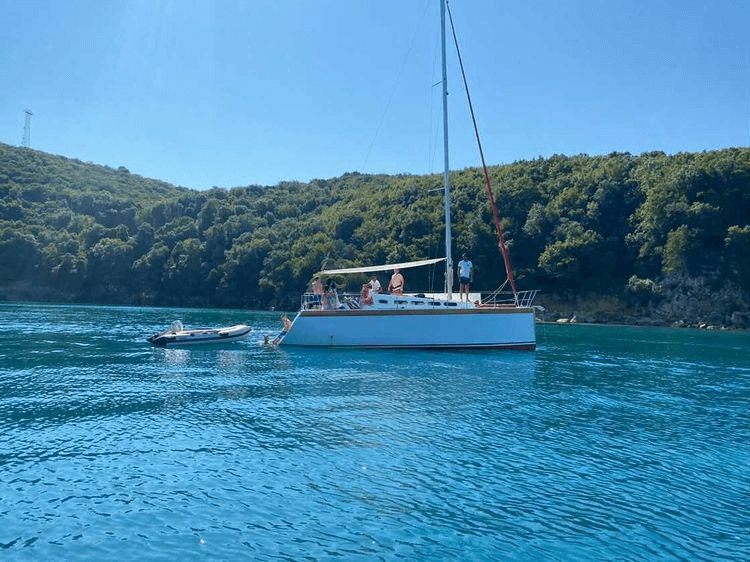 boat tours from ksamil